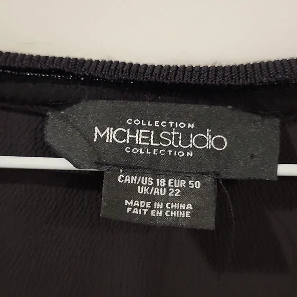 Michel Studio Teal and Black Floral Tank Top - Picture 2 of 3